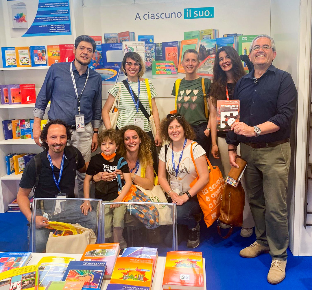 Docenti e Dirigenti in visita allo stand TIENIMIDOCCHIO